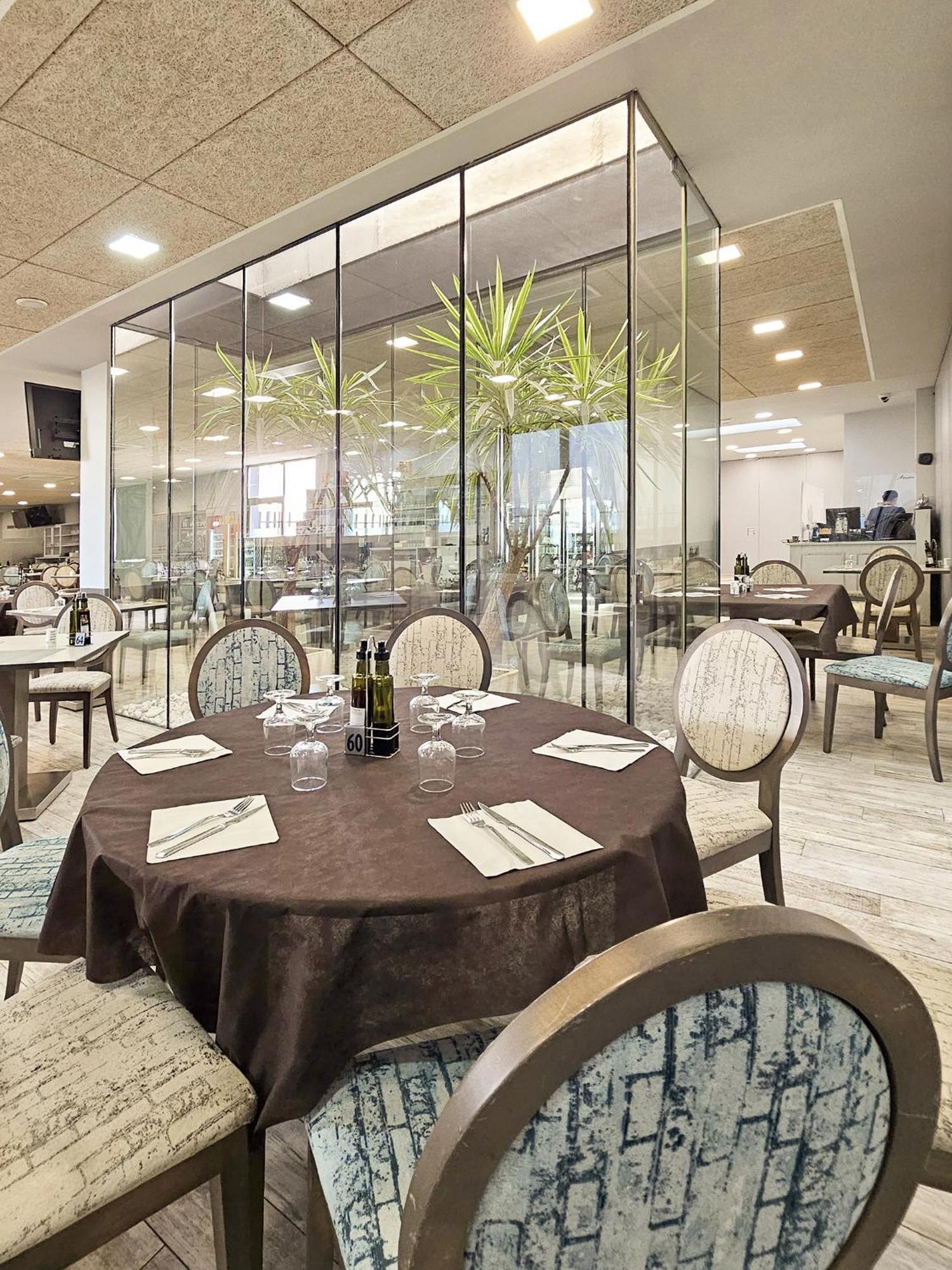 Hotel Mauros El Puig Екстер'єр фото